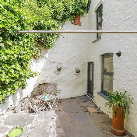 ナーバース Suffolk Houseヴィラ エクステリア 写真
